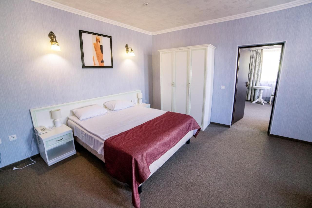 Hotel Solomiya ตรุสคาเวตส์ ภายนอก รูปภาพ