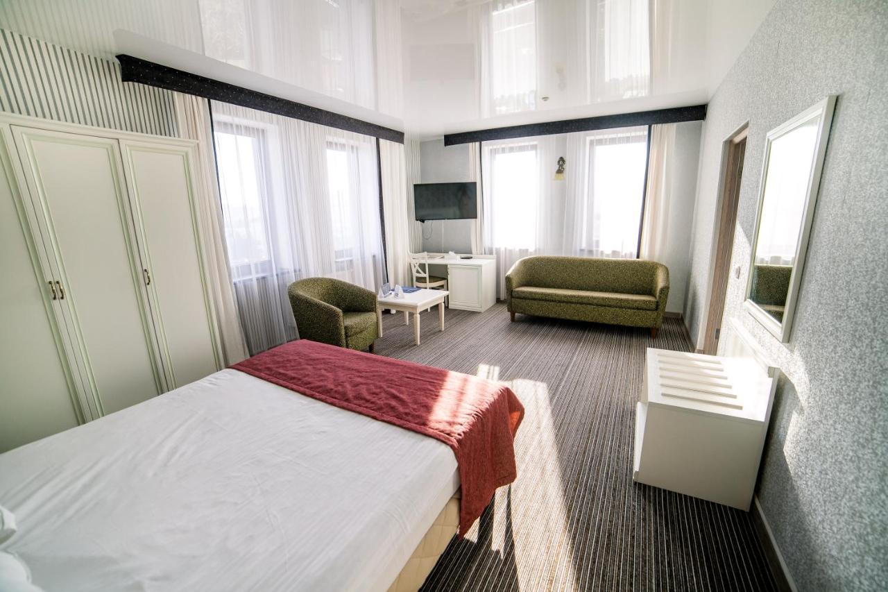 Hotel Solomiya ตรุสคาเวตส์ ภายนอก รูปภาพ